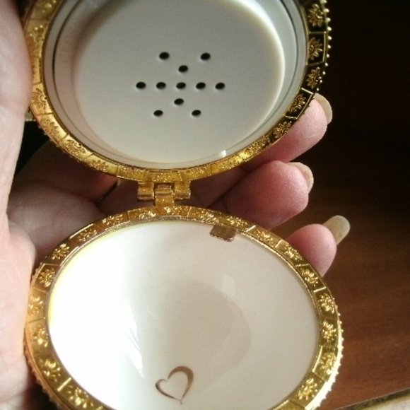 fine china Santa egg shaped musical ornament trinket box. - Picture 4 of 6